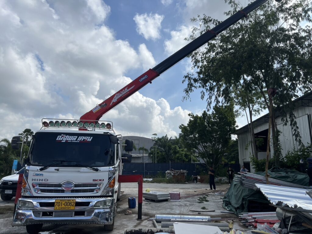 รถเฮี๊ยบรับจ้างด่วน 24 ชั่วโมง หากคุณต้องการใช้ รถเฮี๊ยบรับจ้างระยอง หรือพื้นที่ใกล้เคียง ไม่ว่าจะเป็นงานเล็กหรืองานใหญ่ โทรหาเราได้ตลอด 24 ชั่วโมงที่