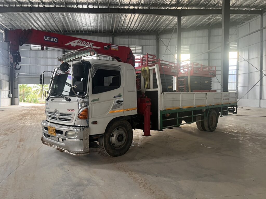 🚚 รถเฮี๊ยบปลวกแดง – นิคมพัฒนา | ณัฐพลเครน รถเฮี๊ยบปลวกแดง – นิคมพัฒนา | ณัฐพลเครน บริการยกของ ขนย้ายปลอดภัย โทร 095-298-8916